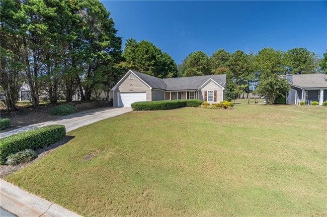 1190 Mercury Dr SE in Lawrenceville, GA - Foto de edificio - Building Photo