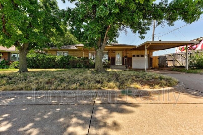 224 W Morningside Dr in Midwest City, OK - Foto de edificio - Building Photo