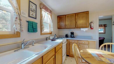 2185 Eagle Cliff Rd in Estes Park, CO - Foto de edificio - Building Photo