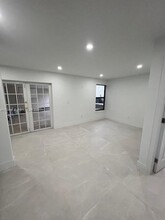 687 NW 103rd Ct in Miami, FL - Building Photo - Building Photo