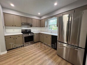 5060 Chesapeake Rd in Fayetteville, NC - Building Photo - Building Photo