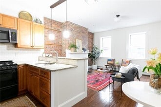 43 N Broadway in Nyack, NY - Building Photo - Building Photo