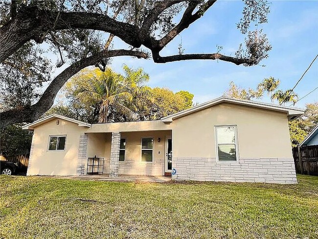 property at 4540 SW 24th St