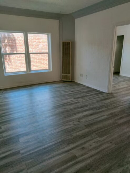 Craven Apartments in Torrance, CA - Building Photo - Building Photo