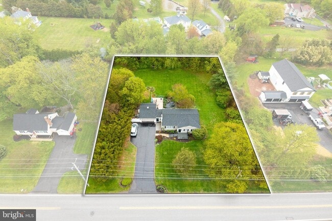 70 Level Rd in Collegeville, PA - Building Photo - Building Photo