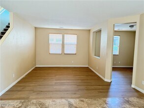 11613 Villa Malaparte Ave in Las Vegas, NV - Building Photo - Building Photo