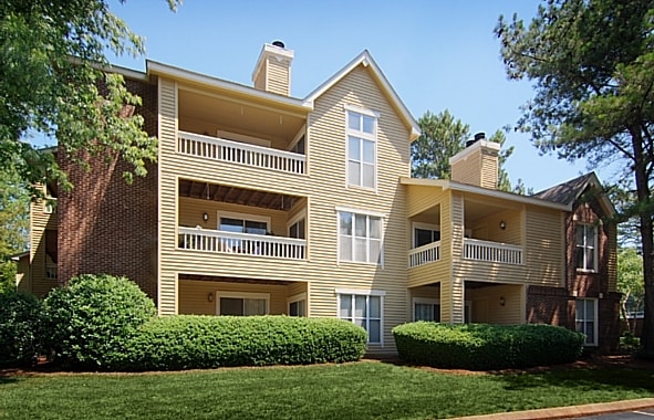 Camden Fairview in Charlotte, NC - Building Photo - Building Photo