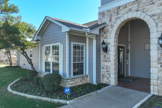 Harston Woods in Euless, TX - Building Photo - Building Photo