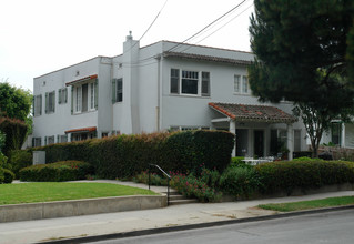 1415 De La Vina St in Santa Barbara, CA - Building Photo - Building Photo