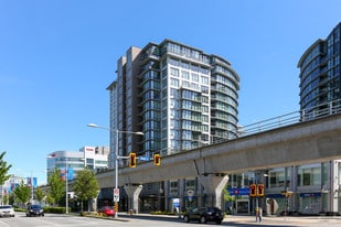6068 No 3 Rd in Richmond, BC - Building Photo