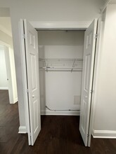 2113 W Giddings St, Unit 2131-g in Chicago, IL - Building Photo - Building Photo