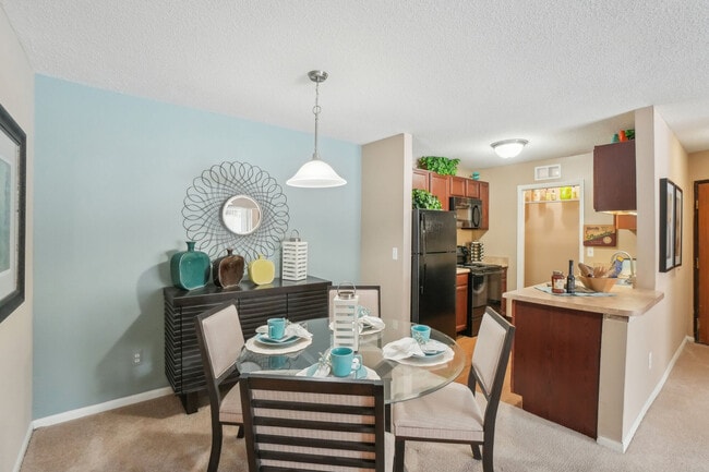 Glens of Northville Apartments in Northville, MI - Building Photo - Building Photo