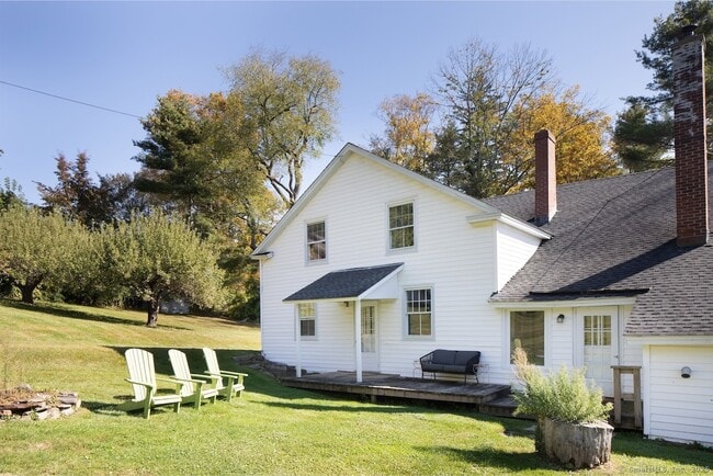 property at 104 Sunset Ridge Rd