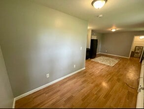 84 Willow St in Cohoes, NY - Building Photo - Building Photo