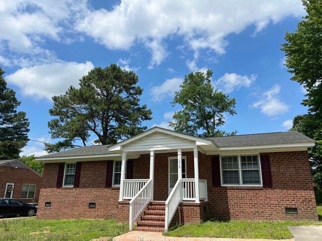 property at 1016 Hazelwood Dr