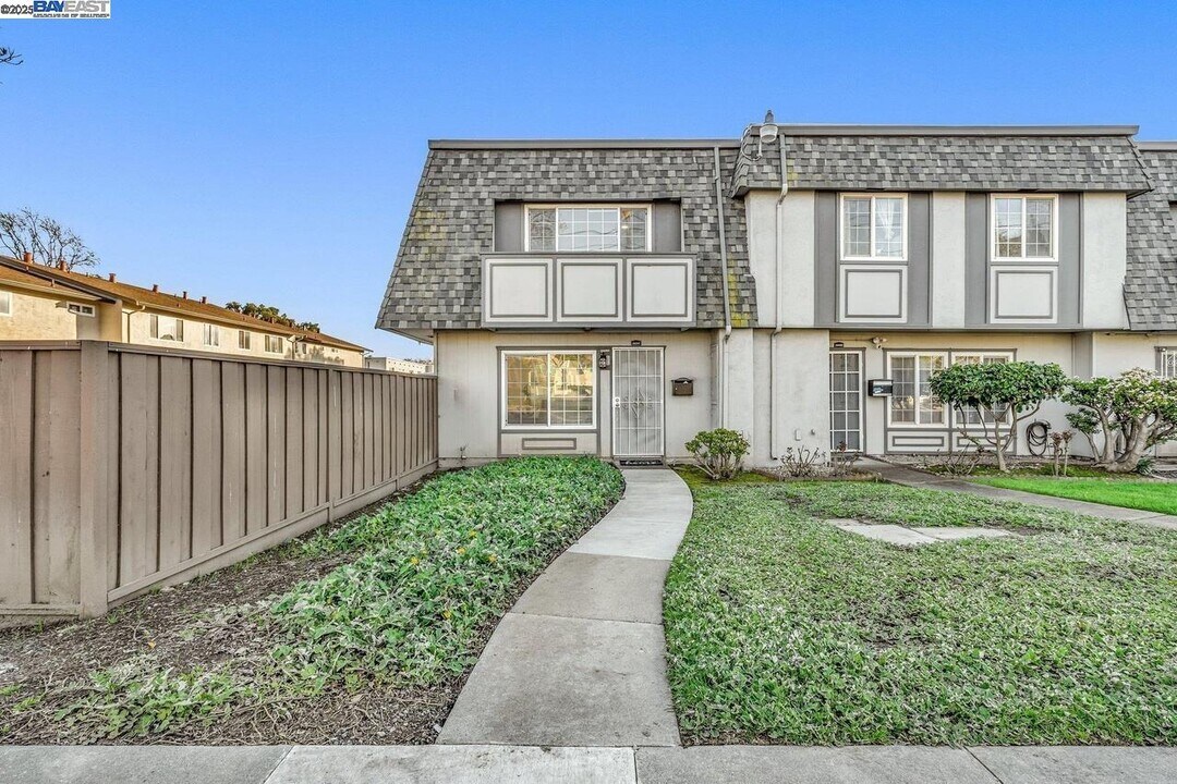 34547 Nantucket Common in Fremont, CA - Building Photo