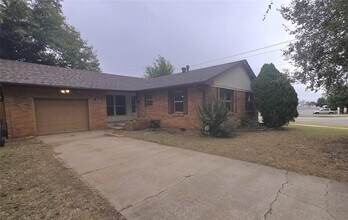 3701 NW 59th St in Oklahoma City, OK - Building Photo - Building Photo