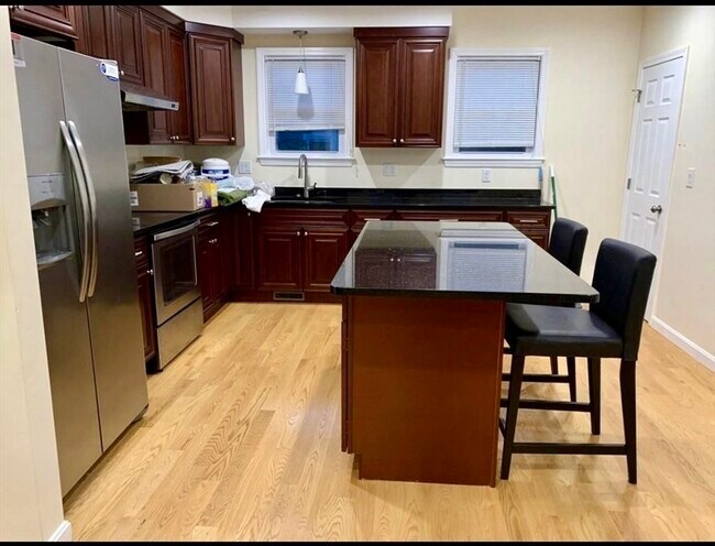 75 Germain Ave in Quincy, MA - Building Photo - Building Photo