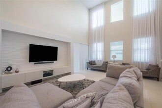 4315 Saltmarsh Sparrow Dr in Windermere, FL - Building Photo - Building Photo