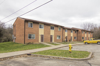 Osage Estates in New Castle, KY - Foto de edificio - Building Photo