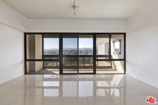 property at 10445 Wilshire Blvd