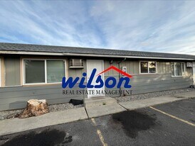 408 W Pierce St in Yakima, WA - Building Photo