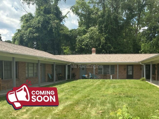 6124 Hillside Ave in Indianapolis, IN - Building Photo - Building Photo