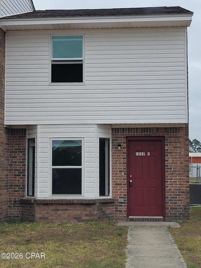 property at 1222 Stephen Dr