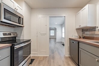 923 E Loren St in Springfield, MO - Building Photo - Building Photo