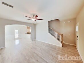 2043 Shafer Dr in Murfreesboro, TN - Foto de edificio - Building Photo