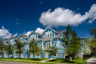 Athens Commons- Student Housing Apartments