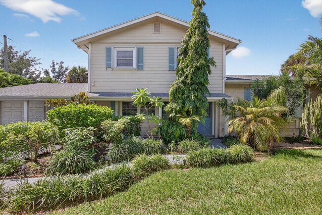 property at 2025 S Ocean Dr
