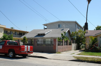 1320 N Normandie Ave in Los Angeles, CA - Building Photo - Building Photo