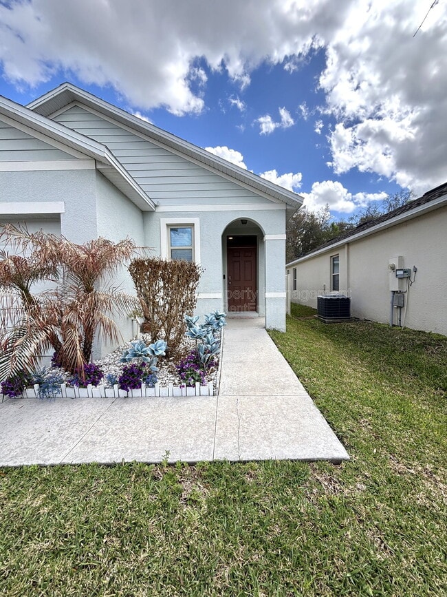 3154 Timber Hawk Cir in Ocoee, FL - Building Photo - Building Photo