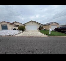 6603 Crossbow Ln in New Port Richey, FL - Building Photo