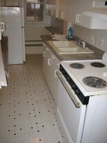 208 Winthrop Rd in Brookline, MA - Building Photo