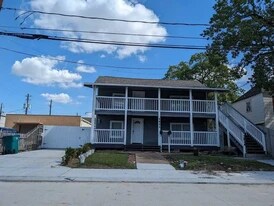 203 Johnson St, Unit #A in Pasadena, TX - Building Photo