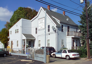 42-46 Sumner St in Quincy, MA - Building Photo - Building Photo