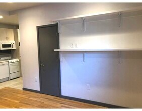 142 Bowdoin St, Unit 22 in Boston, MA - Building Photo - Building Photo