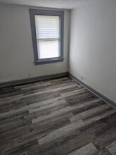 3063 W 48th St in Cleveland, OH - Building Photo - Building Photo