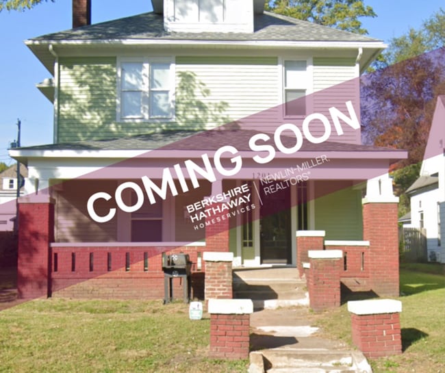 property at 1201 S 7th St