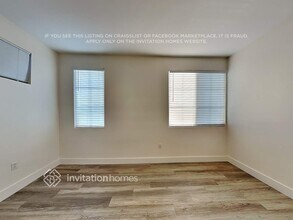 5812 Magic Oak St in North Las Vegas, NV - Building Photo - Building Photo