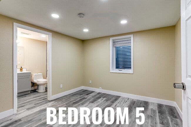 15054 E Dartmouth Ave, Unit 5 in Aurora, CO - Building Photo - Building Photo