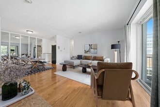 808 Willard St in Quincy, MA - Building Photo - Building Photo