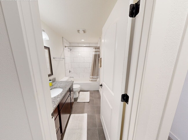 512 N 10th St, Unit SI ID1270853P in De Pere, WI - Building Photo - Building Photo