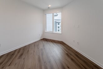 Stonehill at West Orange in West Orange, NJ - Foto de edificio - Interior Photo