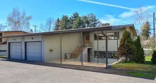 property at 4318 S Scott St