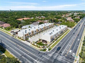 22 Canary Ave in McAllen, TX - Building Photo - Building Photo