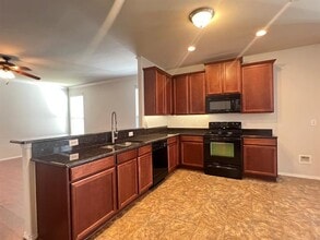 937 Appalachian Ln in Savannah, TX - Building Photo - Building Photo