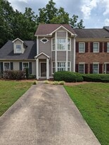 215 Woodburn Club Ln in Spartanburg, SC - Building Photo